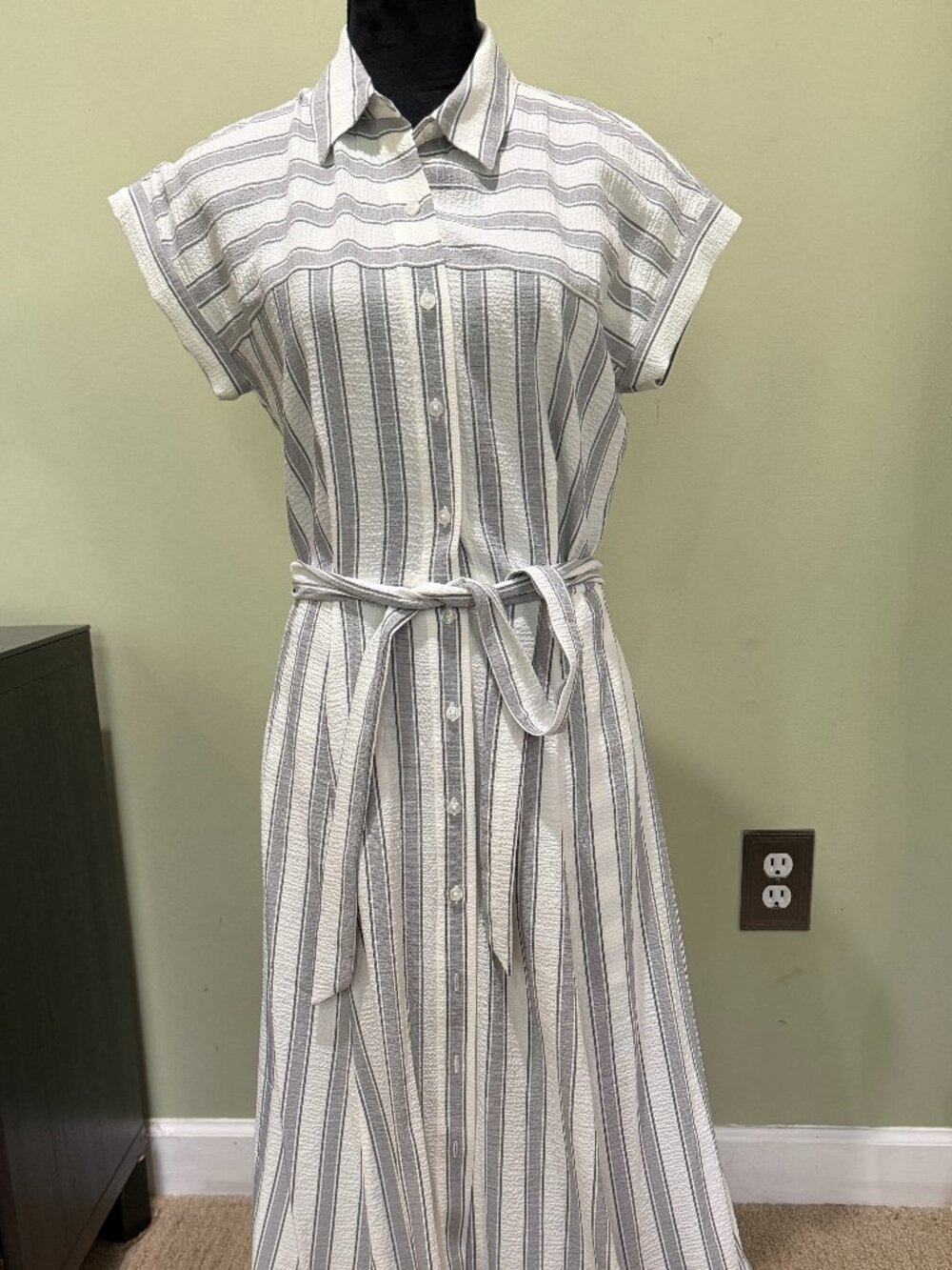 Calvin Klein Summer Dress with Pockets Size 4 NWT Cap Sleeve